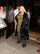 Christina_Aguilera_Daily_-__Spotted_out_in_New_York_City_June_28_2_-_0016.jpg