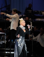 Christina_Aguilera_LA_Phil_Hollywood_Bowl_Day_1_-_Xtina_Daily__003.jpg