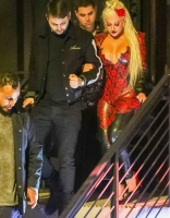 Christina_Aguilera_Late_Birthday_Party_0015.jpg