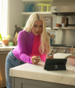 Christina_Aguilera_Nintendo_Switch_Oled_002.jpg