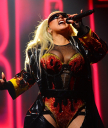 Christina_Aguilera_O2_ARENA_-_XtinaDaily_159.jpg