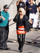 Christina_Aguilera_The_Jimmy_Kimmel_Live_October_16_-_Xtina_Daily_-_XtinaHQ_055__jpeg.jpg