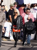 Christina_Aguilera_The_Jimmy_Kimmel_Live_October_16_-_Xtina_Daily_-_XtinaHQ_057__jpeg.jpg