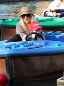 Christina_Aguilera_and_Jordan_Bratman_celebrate_their_son_Max_s_birthday_at_Legoland_in_Carlsbad_-_January_12_-_Christina_Aguilera_Daily_015.jpg