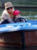 Christina_Aguilera_and_Jordan_Bratman_celebrate_their_son_Max_s_birthday_at_Legoland_in_Carlsbad_-_January_12_-_Christina_Aguilera_Daily_052.jpg