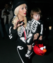 Christina_Aguilera_and_Max_-_October_31_-_Christina_Aguilera_Daily_003.jpg