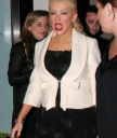 Christina_Aguilera_attends_the_opening_of_the_new_Juicy_Couture_store_on_Beverly_Hill_s_famous_Rodeo_-__Christina_Aguilera_Daily_04.jpg