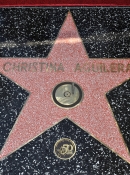 Christina_Aguilera_is_honored_with_a_Star_on_the_Hollywood_Walk_of_Fame_-_November_15_-_Christina_Aguilera_Daily_00039.jpg