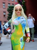 Christina_Aguilera_spotted_out_in_SoHo2C_New_York_001.jpg