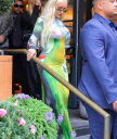 Christina_Aguilera_spotted_out_in_SoHo2C_New_York_0041.jpg