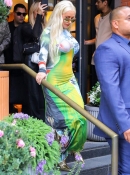 Christina_Aguilera_spotted_out_in_SoHo2C_New_York_0042.jpg