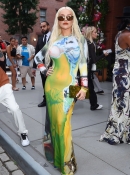 Christina_Aguilera_spotted_out_in_SoHo2C_New_York__00005.jpg