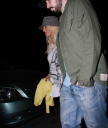 Christina_Aguilera_takes_her_husband_Jordan_Bratman_to_a_Radiohead_concert_-_Christina_Aguilera_Daily_5.jpg