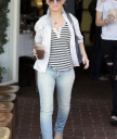 Christina_Aguilera_went_shopping_at_Fred_Segal_-_March_31_-_March_28_-_Christina_Aguilera_Daily_012.jpg