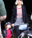Christina___Max_went_to_Mr_Greentrees_in_West_Hollywood_-_December_6_-_Christina_Aguilera_Daily_030.jpg
