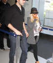Christina_and_Matt_at_LAX_-_January_29_-_Christina_Aguilera_Daily_027.jpg