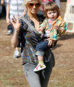 Christina_and_family_at_Mr__Bones_Pumpkin_Patch_in_Beverly_Hills_-_October_11_-_Christina_Aguilera_Daily_0076.jpg