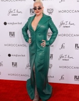 Daily_s_Fashion_Los_Angeles_Awards_Christina_Aguilera_-_Xtina_Daily_00002_.jpg