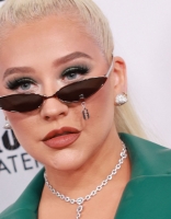 Daily_s_Fashion_Los_Angeles_Awards_Christina_Aguilera_-_Xtina_Daily_00003_.jpg