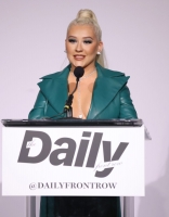 Daily_s_Fashion_Los_Angeles_Awards_Christina_Aguilera_-_Xtina_Daily_00005_~0.jpg