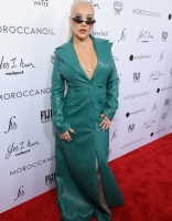 Daily_s_Fashion_Los_Angeles_Awards_Christina_Aguilera_-_Xtina_Daily_00009_~0.jpg