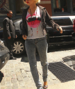 Enters_her_Soho_hotel_-_May_7_-_Christina_Aguilera_Daily_0013.jpg