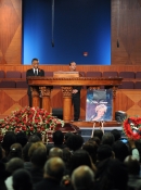 Etta_James_Funeral_-_January_28_-_Christina_Aguilera_Daily_036.jpg