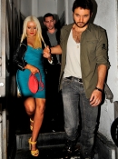 Grab_dinner_in_Beverly_Hills_-_June_1_-_Christina_Aguilera_Daily_04.jpg