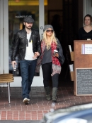 In_New_Year27s_Eve_With_Matt_-_December_31_-_Christina_Aguilera_Daily_01.jpg