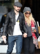 In_New_Year27s_Eve_With_Matt_-_December_31_-_Christina_Aguilera_Daily_04.jpg