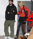 Leaving_Mozza_Restaurant_with_Jordan___Irving_in_Hollywood_-_April_30_-_Christina_Aguilera_Daily_005.jpg