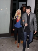 Leaving_Osteria_Mozza_with_Matt_-_November_17_-_Christina_Aguilera_Daily_01.jpg