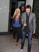 Leaving_Osteria_Mozza_with_Matt_-_November_17_-_Christina_Aguilera_Daily_02.jpg