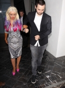 Leaving_Spago_Restaurant_in_Beverly_Hills_with_Matt_-_September_28_-_Christina_Aguilera_Daily_017.jpg