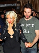 Leaving_a_Nightclub_With_Matt_-_May_26_-_Christina_Aguilera_Daily_01.jpg
