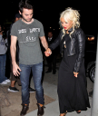 Leaving_a_Nightclub_With_Matt_-_May_26_-_Christina_Aguilera_Daily_05.jpg