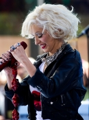 NBC_s_Today_Show_-_June_8_-_Christina_Aguilera_Daily_00194.jpg