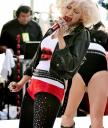 NBC_s_Today_Show_-_June_8_-_Christina_Aguilera_Daily_00312.jpg