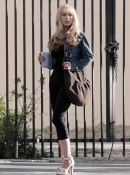 Filename=On_the_set_of_Burlesque_in_Los_Angeles_-_February_16_-_Christina_Aguilera_Daily_007.jpg
Filesize=3320KiB
Dimensions=2550x3600
Date added=Apr 11, 2023 On_the_set_of_Burlesque_in_Los_Angeles_-_February_16_-_Christina_Aguilera_Daily_007.jpg