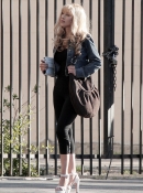 Filename=On_the_set_of_Burlesque_in_Los_Angeles_-_February_16_-_Christina_Aguilera_Daily_016.jpg
Filesize=3466KiB
Dimensions=2550x3600
Date added=Apr 11, 2023 On_the_set_of_Burlesque_in_Los_Angeles_-_February_16_-_Christina_Aguilera_Daily_016.jpg