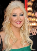 Premiere_of__Burlesque__held_at_Grauman_s_Chinese_Theatre_-_November_15_-_Christina_Aguilera_Daily_00031.jpg