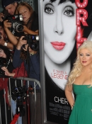 Premiere_of__Burlesque__held_at_Grauman_s_Chinese_Theatre_-_November_15_-_Christina_Aguilera_Daily_00112.jpg