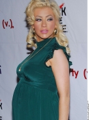 Rock_the_Vote_Hosted_by_Christina_Aguilera_-_November_13_-__Christina_Aguilera_Daily_58.jpg