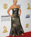 The_Grammy_Nominations_Concert_Live2121_-_December_3_-_Christina_Aguilera_Daily_008.jpg