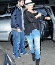Venice_Beach_-_October_2_-_Christina_Aguilera_Daily_04.jpg