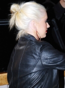 Villa_Lounge_In_West_Hollywood_With_Jordan_-_April_11-__Christina_Aguilera_Daily_2.jpg