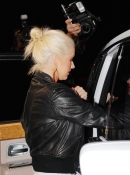 Villa_Lounge_In_West_Hollywood_With_Jordan_-_April_11-__Christina_Aguilera_Daily_3.jpg