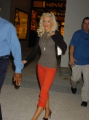 Visits_TRL-__Christina_Aguilera_Daily_2.jpg