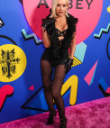 XtinaHQ_1127852474.jpg