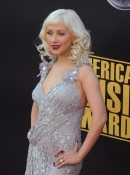 _American_Music_Awards_-_November_23_-_Christina_Aguilera_Daily_048.jpg